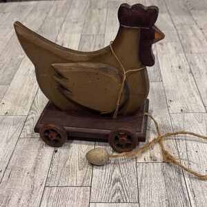 Rustic Brown Pull-Along Hen Décor